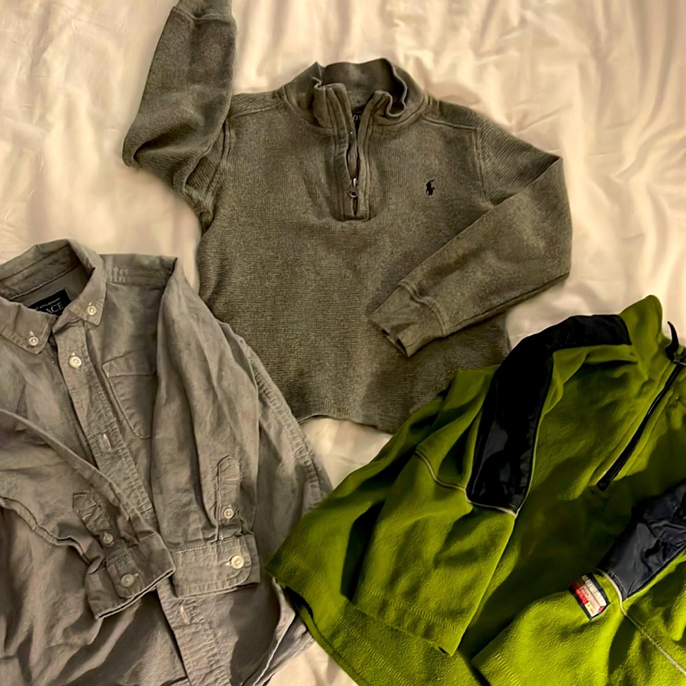 Boys size 4-5 long sleeve.